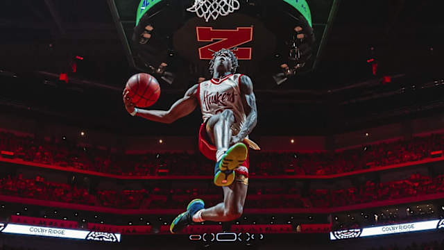 Jeremiah Charles dunk